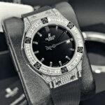 ساعت مچی زنانه هابلوت سیلور صفحه مشکی فول نگین Hublot Diamonds Silver Black Screen Full Jewel - تصویر 2